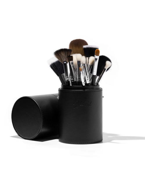 INGLOT X INA Make-up Pinselset in einer Tube