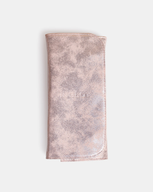 Ensemble de Pinceaux de Maquillage dans une Trousse Argentée